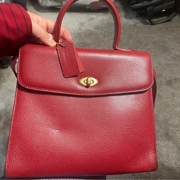 Vintage Coach Madison Biltmore Italy 4417 Top Handle Red. - Picture 5 of 16